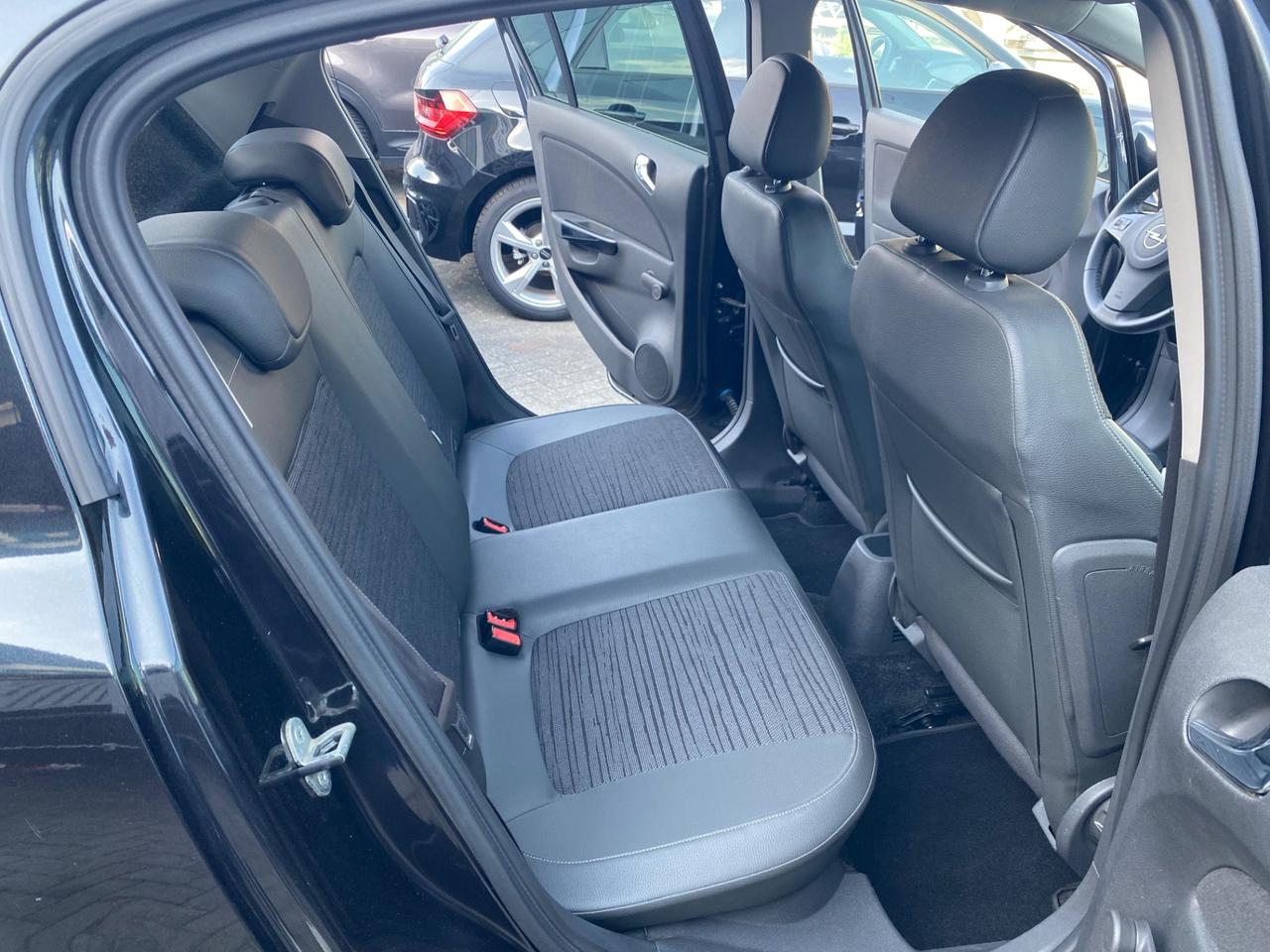 Opel Corsa 1.2 85CV 5 porte GPL-TECH Edition