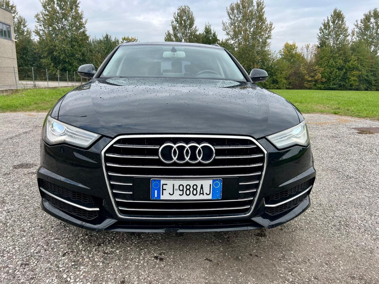 Audi A6 Avant 3.0 TDI quattro S tronic Business