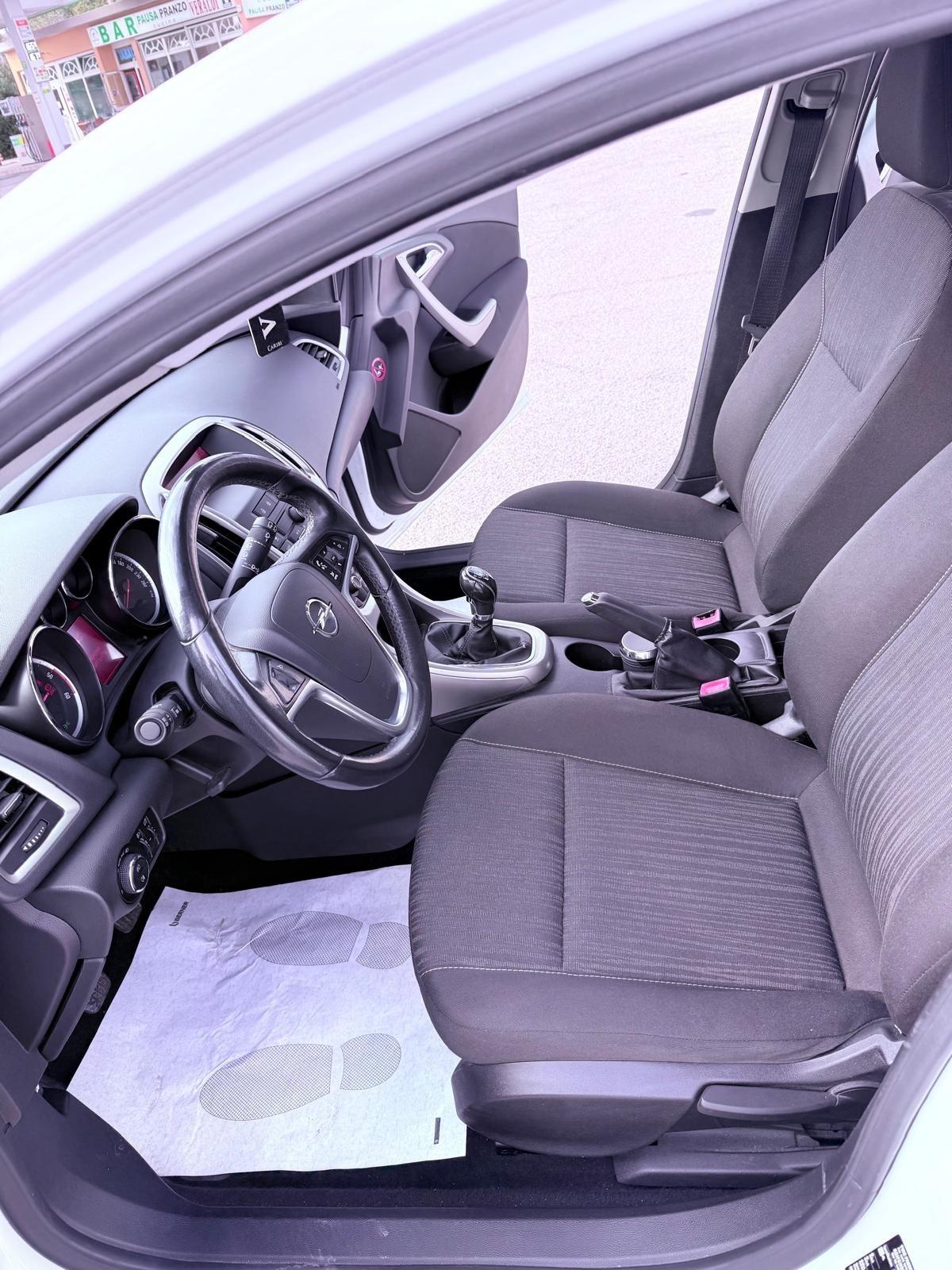 Opel Astra 1.7 CDTI 110CV 5 porte Ok neopatentati