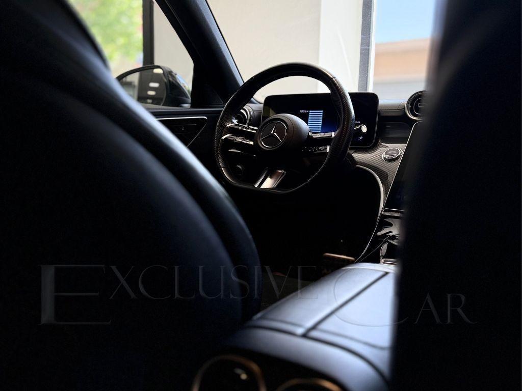 MERCEDES BENS C300 e Plug-in Hybrid AMG Line