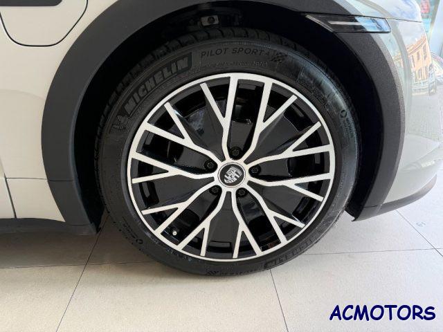 PORSCHE Taycan 4 Cross Turismo