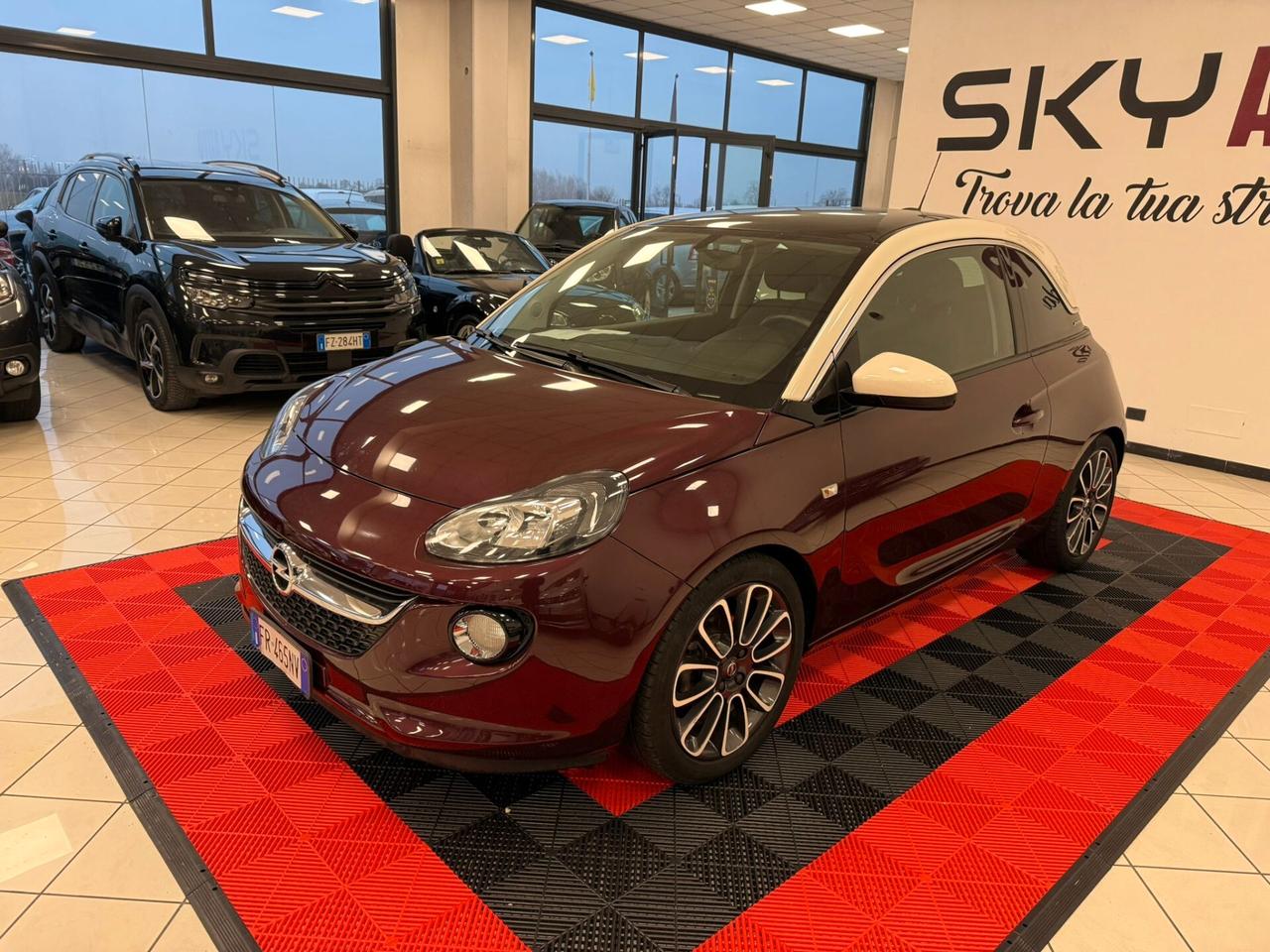 Opel Adam 1.2 70 CV Glam