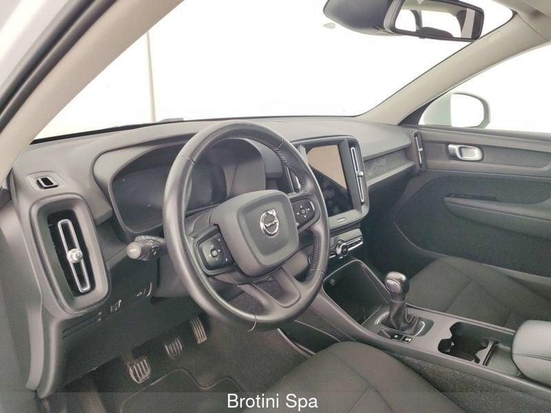 Volvo XC40 T2 Momentum Core