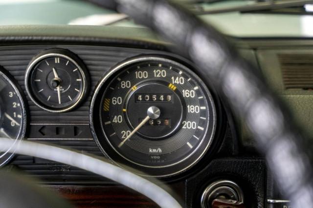 Mercedes 190 Mercedes 250 CE COUPE'