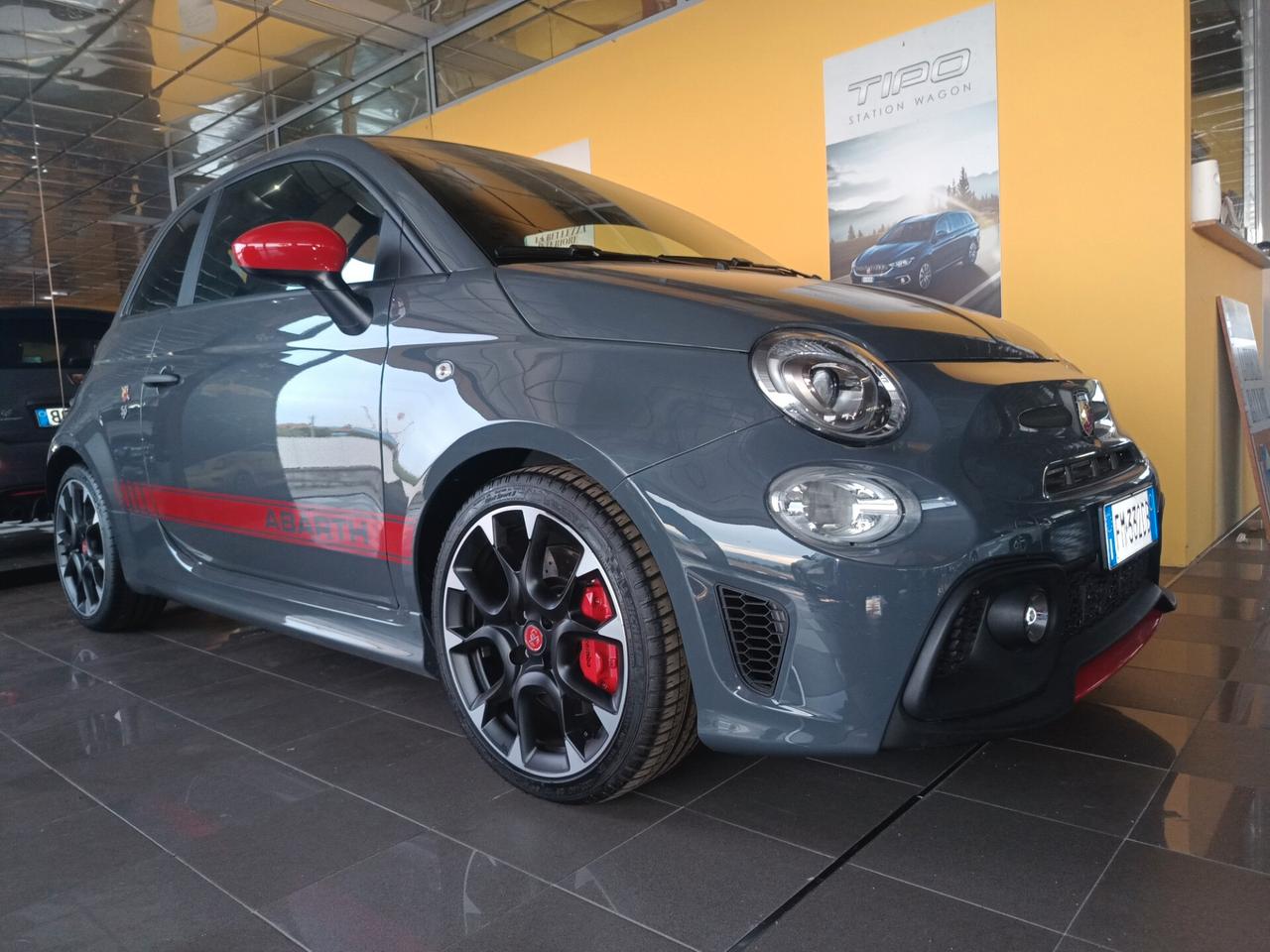 Abarth 595 1.4 Turbo T-Jet 180 CV Competizione