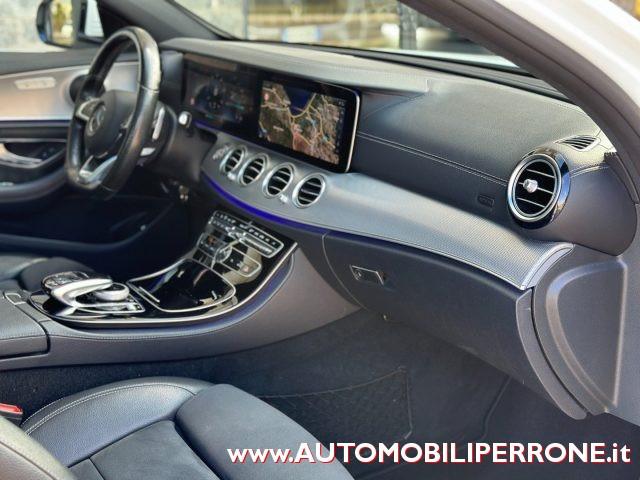 MERCEDES-BENZ E 220 d Auto AMG Premium Plus (Tetto/Led64/Retro/APP)
