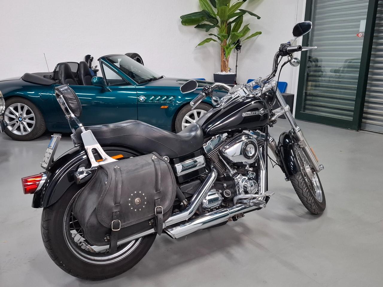 Harley-Davidson Dyna Super Glide