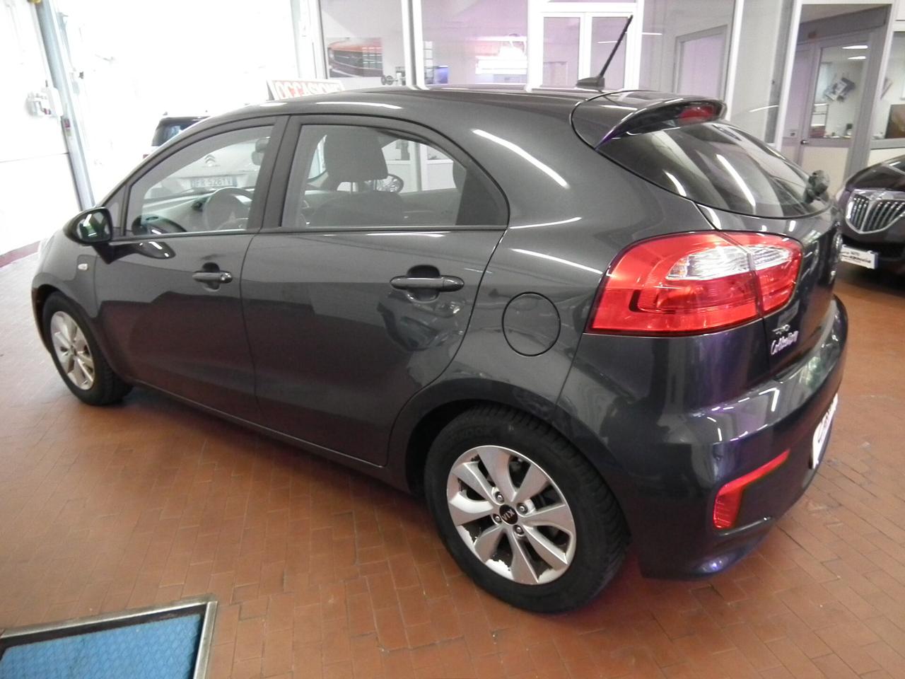 Kia Rio 1.2 BZ/GPL BOMBOLA GPL NUOVA ! NAVI TELECAMERA TELEFONO NEOPATENTATI !