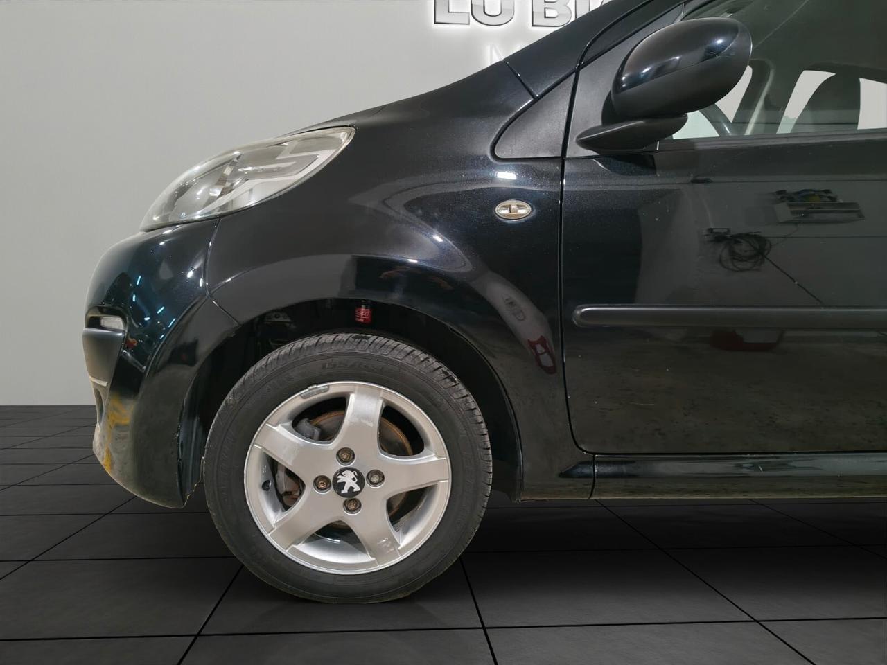 Peugeot 107 1.0 Plaisir
