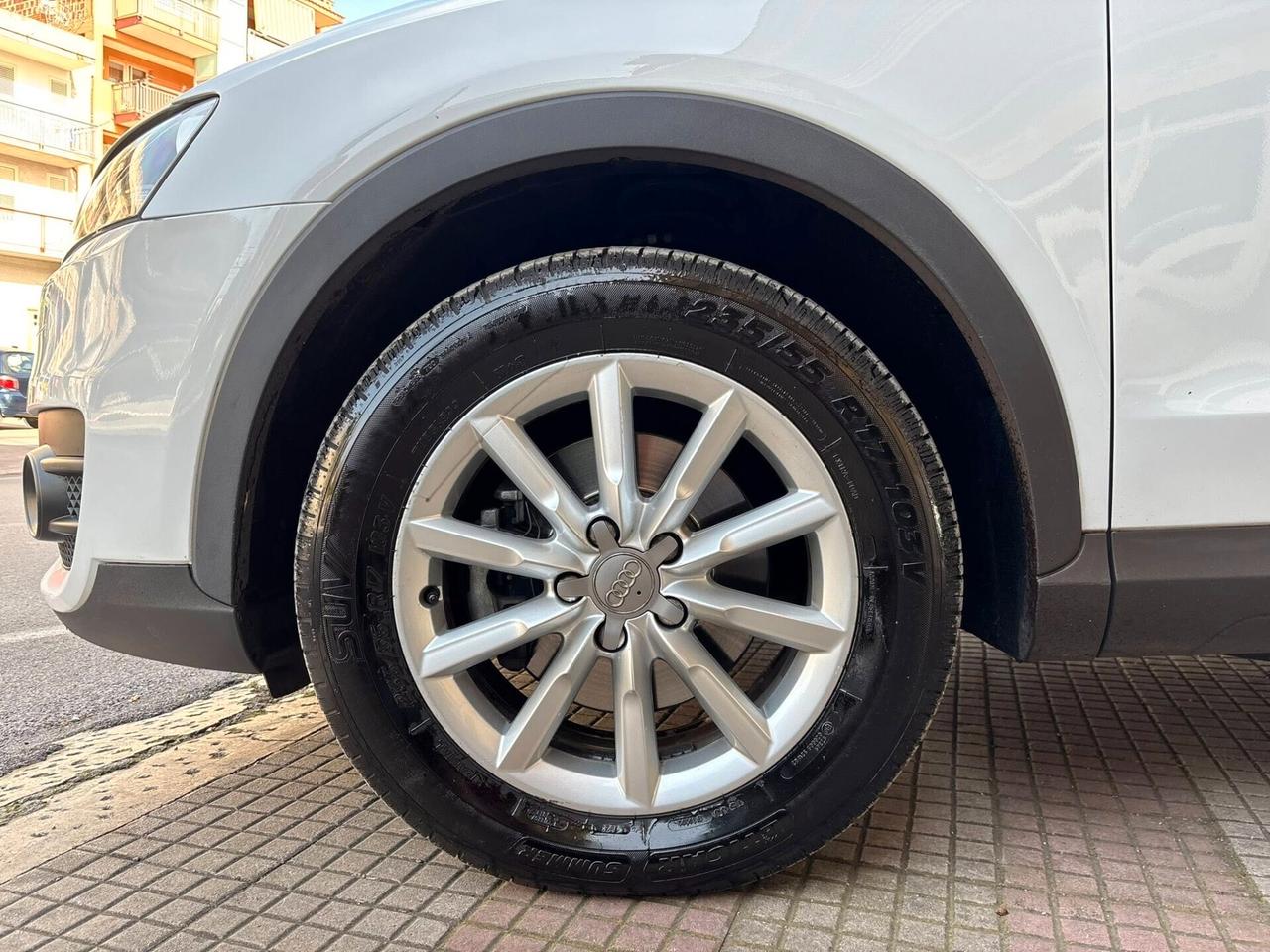 Audi Q3 2.0 TDI 140CV - 2014