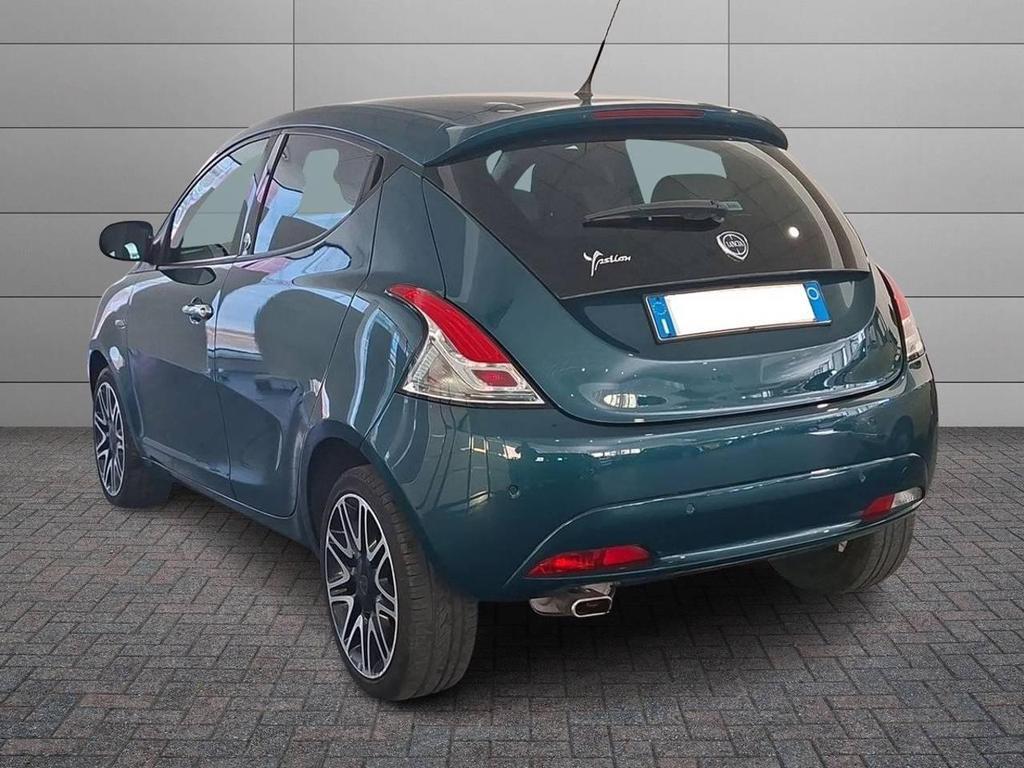 Lancia Ypsilon 5 Porte 1.2 Ecochic Gold