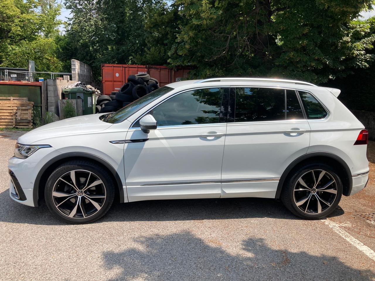 Volkswagen Tiguan 2.0 TDI 150 CV SCR DSG 4MOTION R-Line