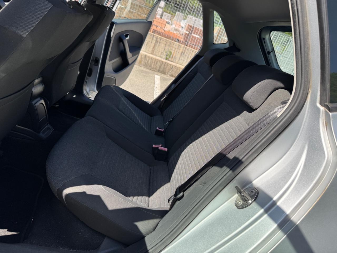 Volkswagen Polo 1.6 TDI tagliandi solo casa madre 2014