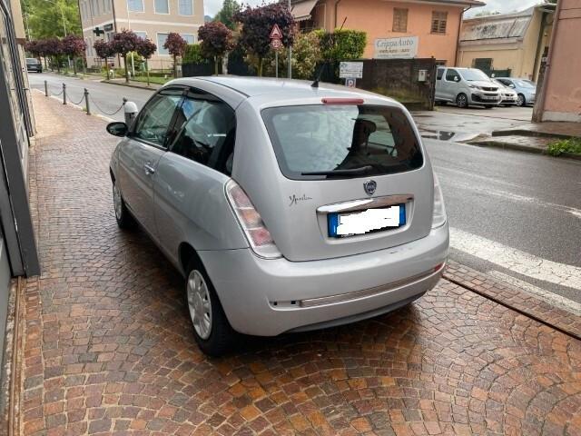 Lancia Ypsilon 1.2 Argento