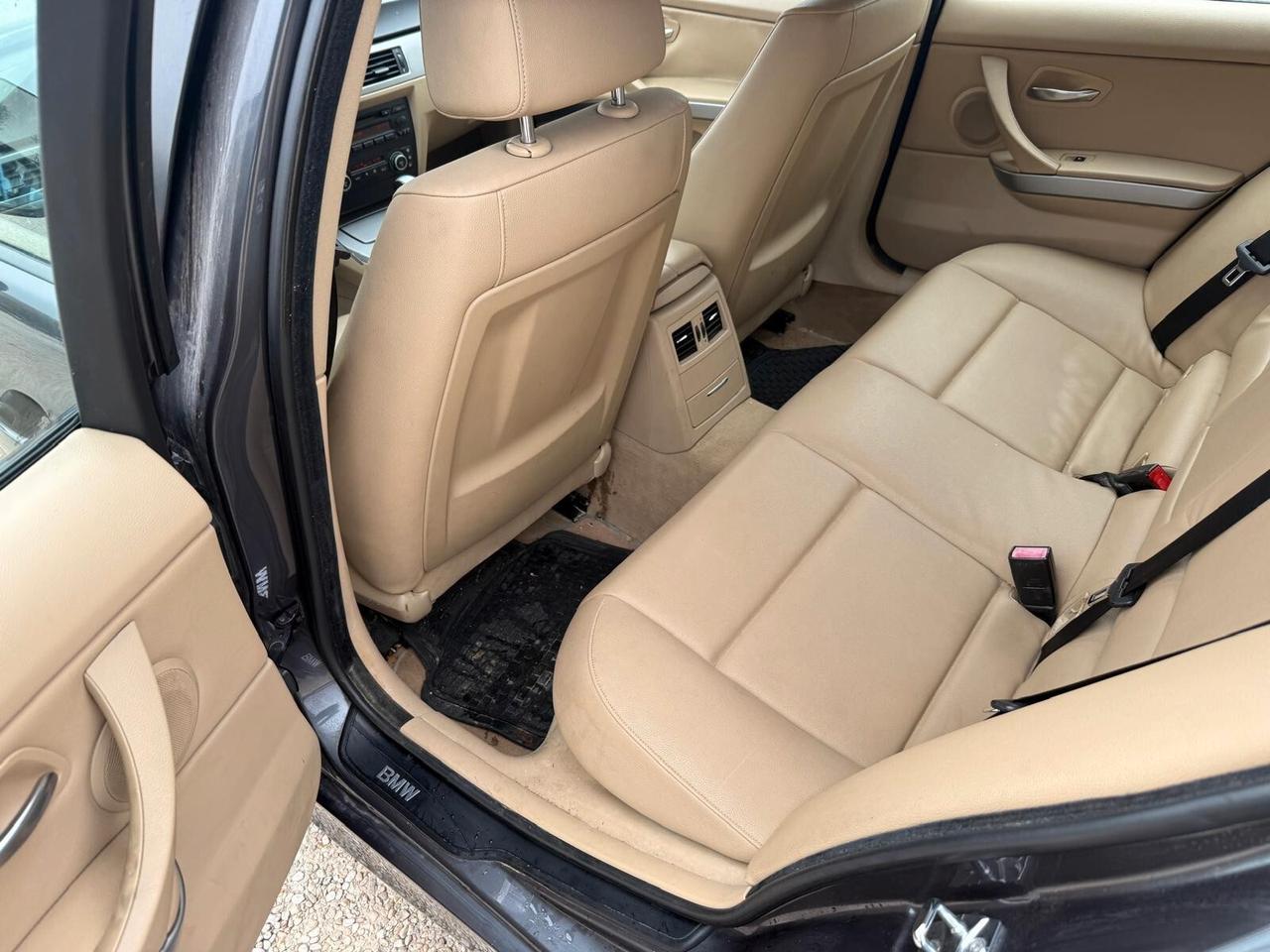 Bmw 320 320d cat Touring Attiva