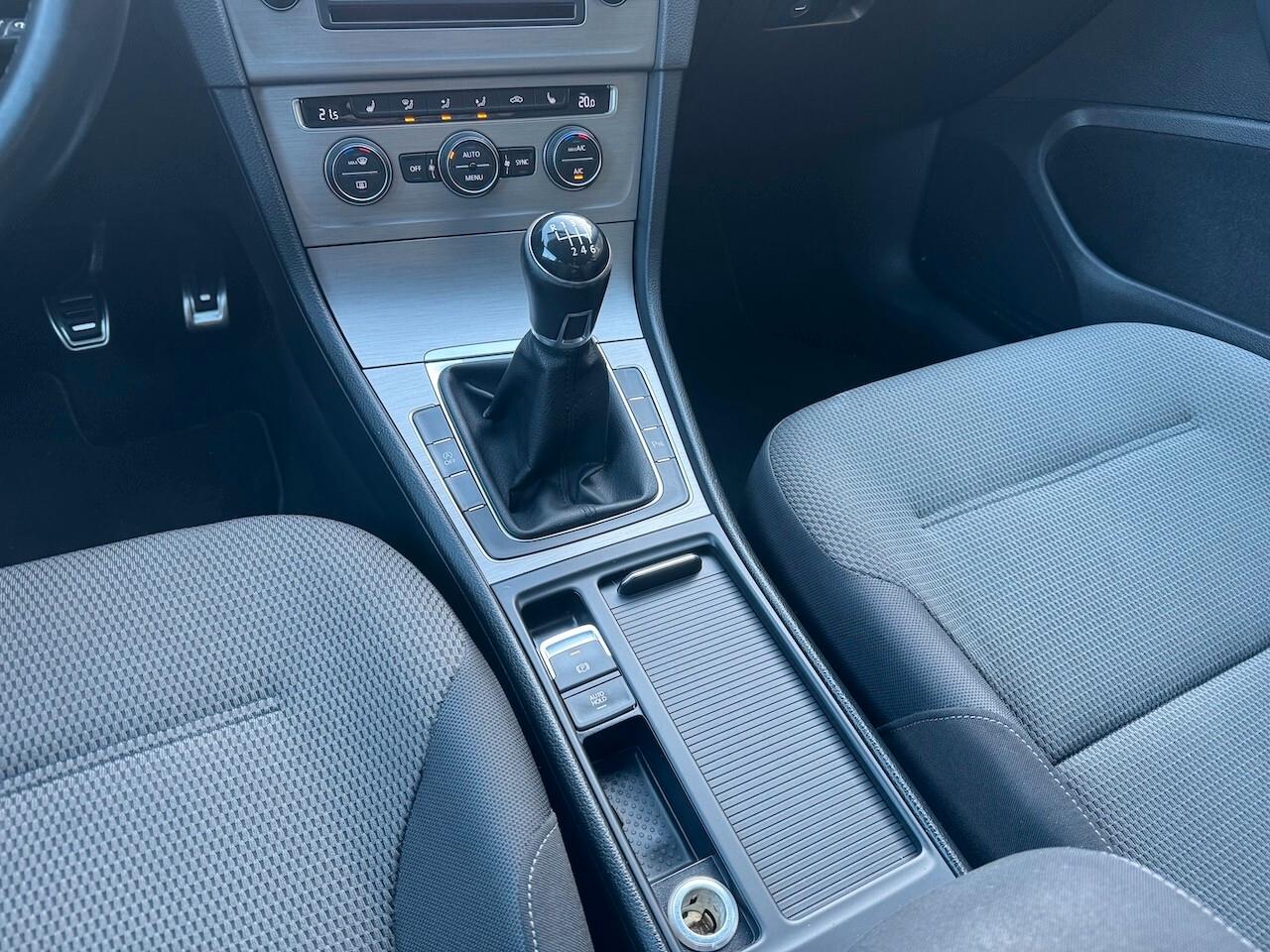 Volkswagen Golf 2.0 TDI 5p. Highline BlueMotion Technology