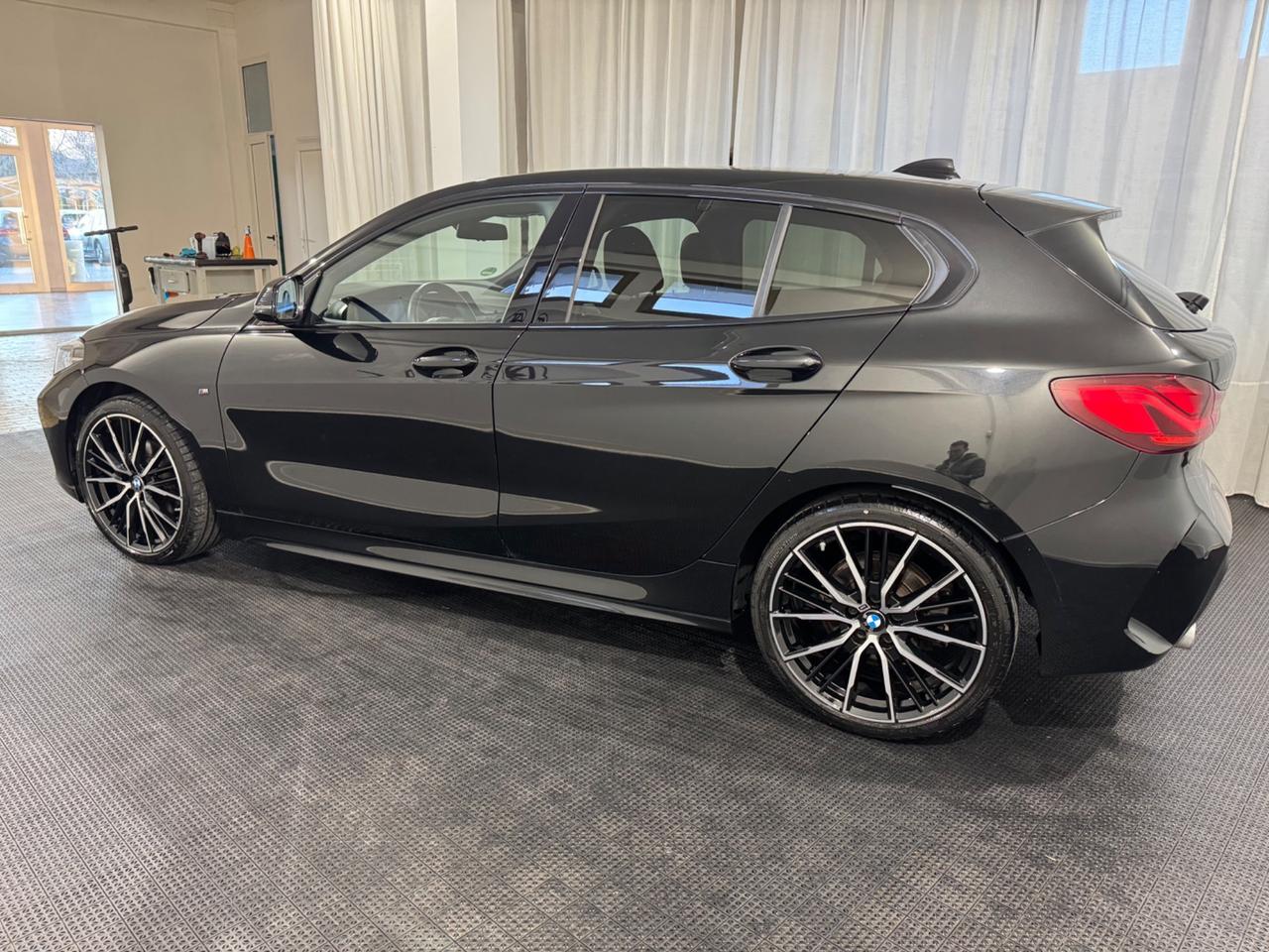 Bmw 116 116i 5p. Msport