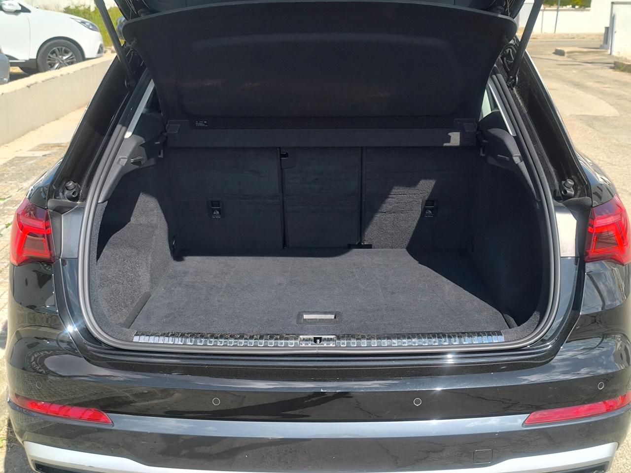 AUDI Q3 35 2.0 TDI 150cv 08/2020 1PROP LED/NAV/FARI MATRIX
