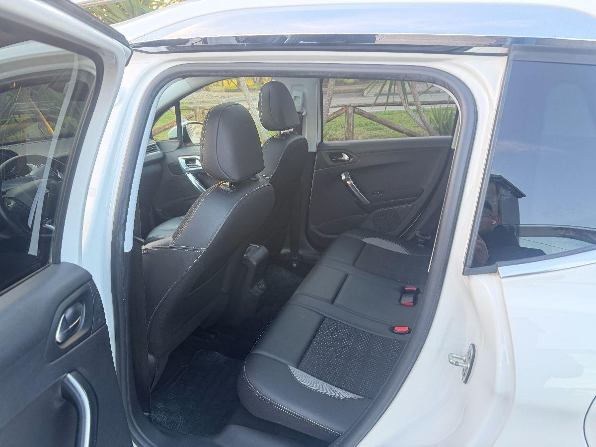 PEUGEOT - 2008 - BlueHDi 120 S&S Allure