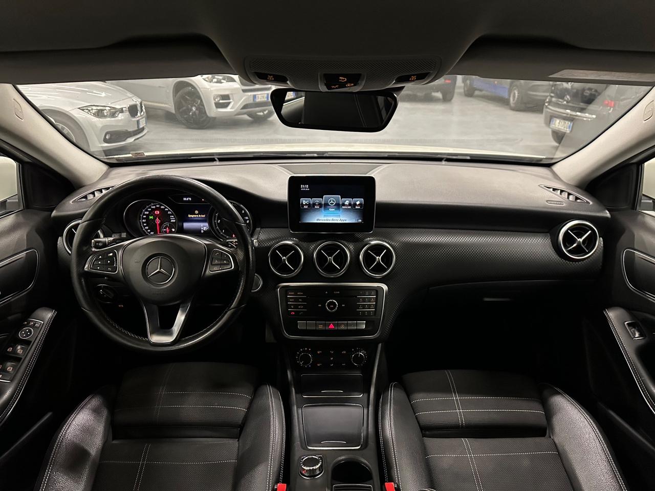 MERCEDES CLASSE 200D 4MATIC PREMIUM