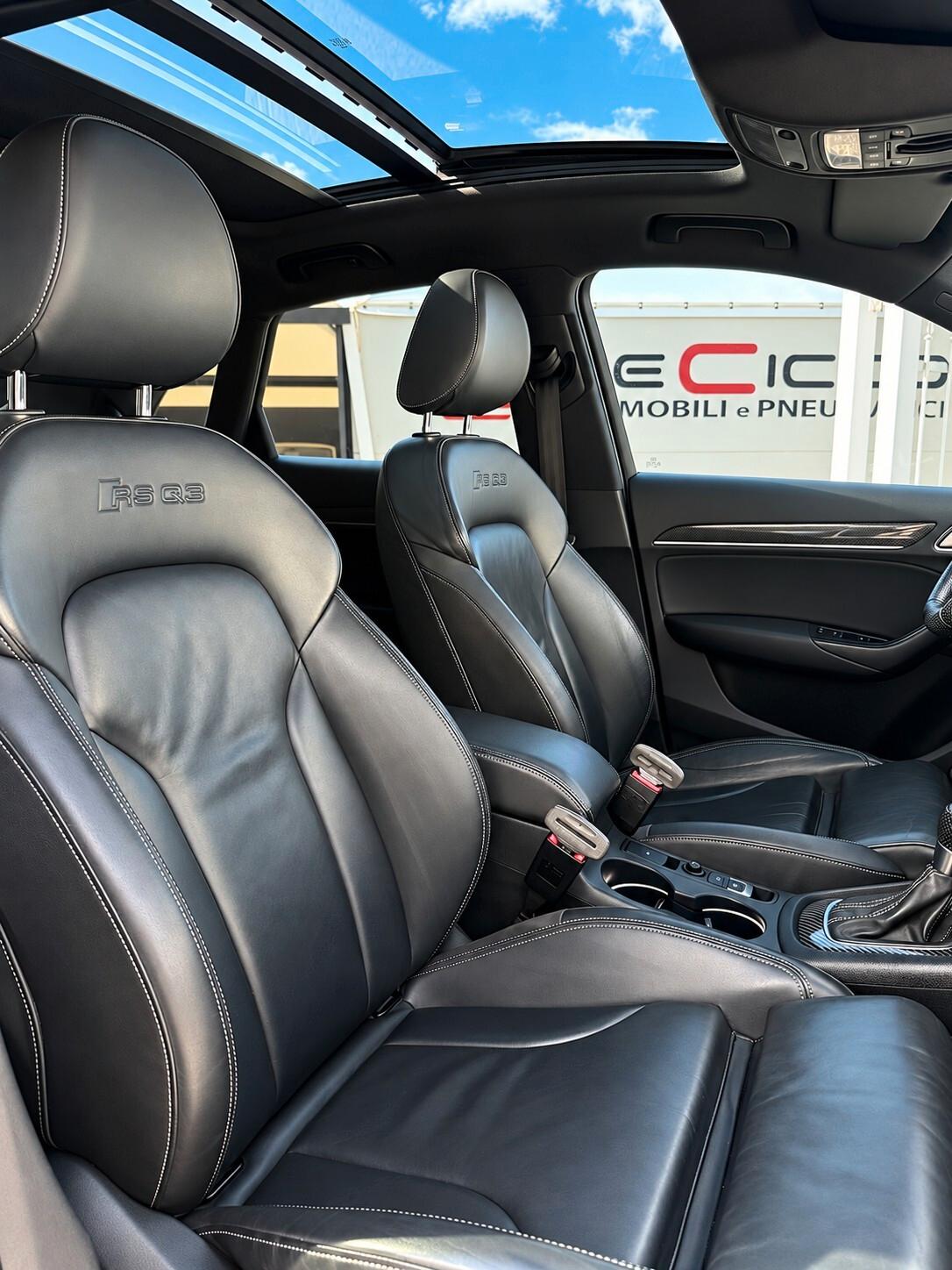 Audi Q3 RS 2.5 TFSI quattro S tronic Tetto