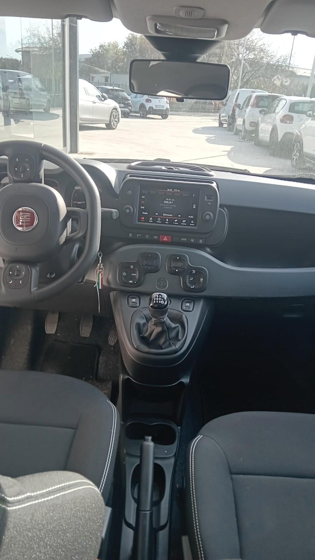 Fiat Panda Cross 1.0 FireFly S&S Hybrid POCO SINISTRATA