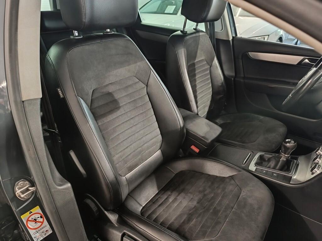 Volkswagen Passat VW PASSAT VAR. 2.0 TDI 4×4 HIGHLINE 140CV