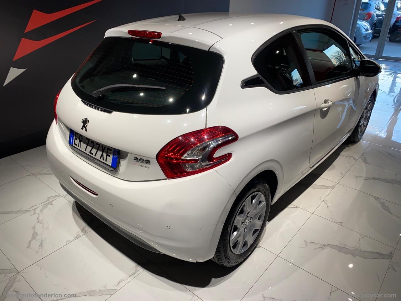 PEUGEOT 208 1.4 HDi 68 CV 3p. Allure