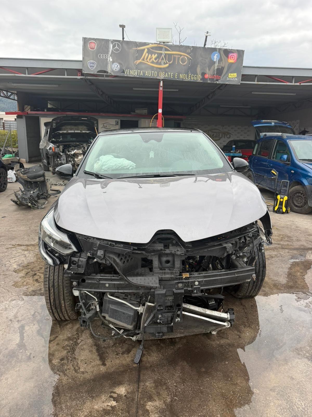 Renault Captur GPL sinistrato - 2021