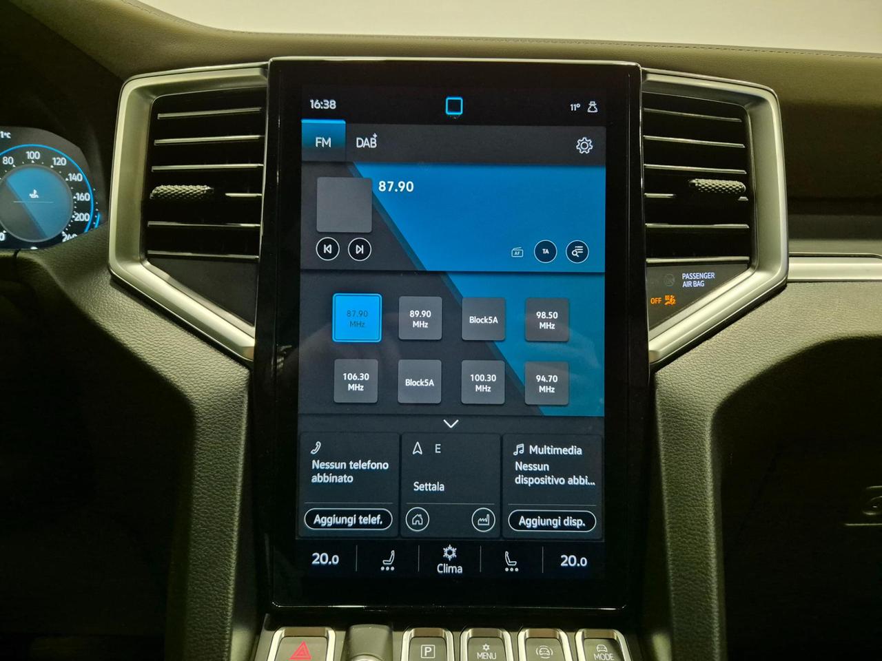 VOLKSWAGEN Amarok 3.0 V6 TDI 241CV 4MOTION aut. Aventura