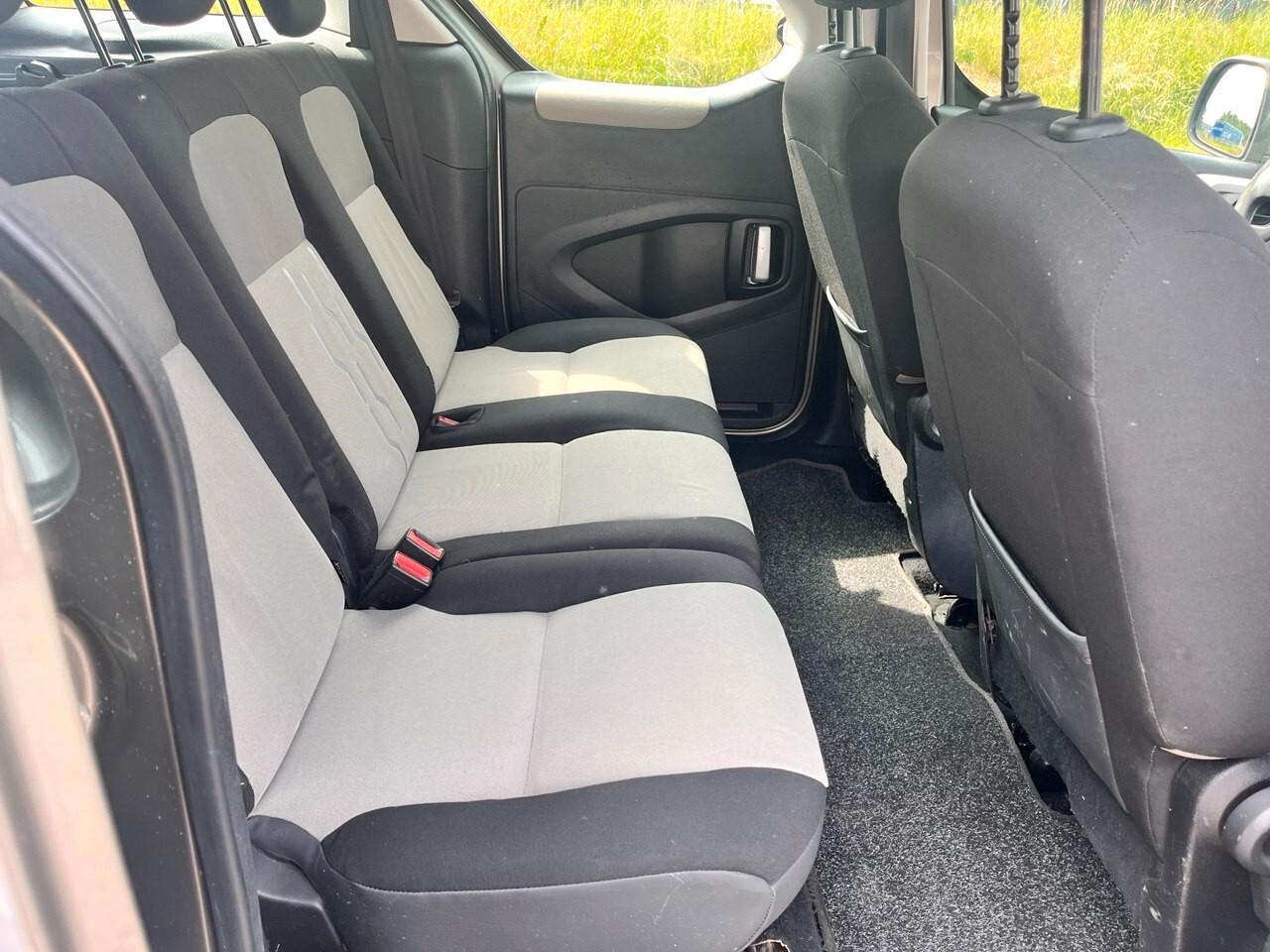 Peugeot Partner Tepee 1.6 HDi 115CV Active