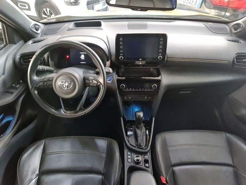 Toyota Yaris Cross 1.5 Hybrid 5p. E-CVT AWD-i Premiere