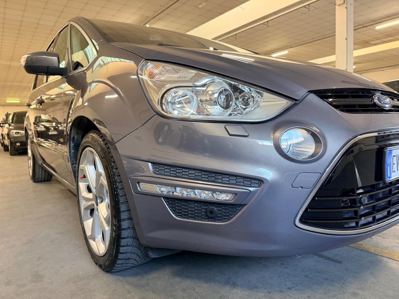 Ford S-Max 2.0 TDCi 163CV Powershift New Titanium