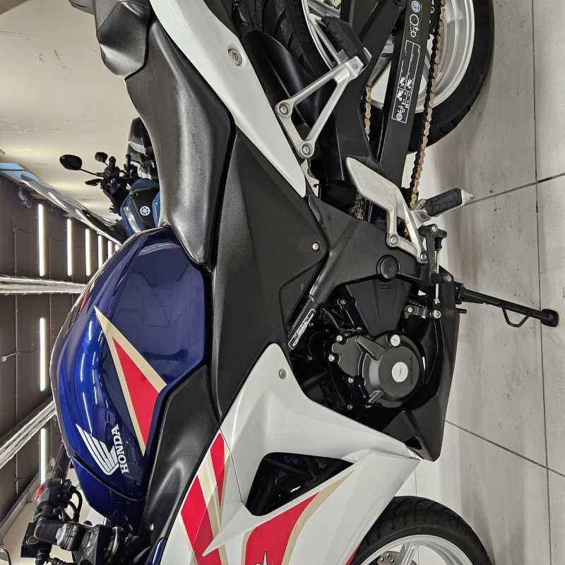 Honda CBR 250 R - 2012
