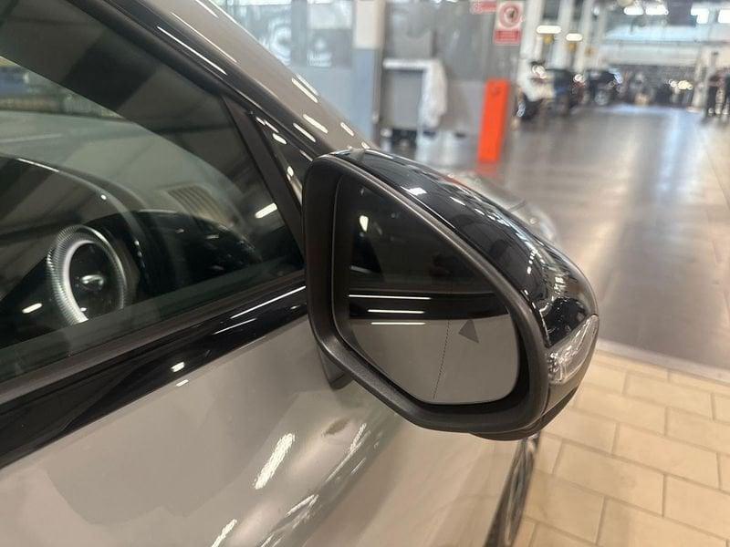 Mercedes-Benz CLA 220 Premium Plus auto