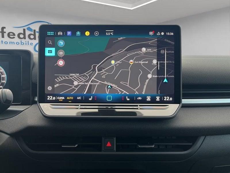Volkswagen T-Roc 1.5 eTSI Life DSG NAVI LED CAMERA 2026