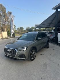 Audi Q3 S-Line 35TDI 2.0 150cv Tua a 319€ al mese