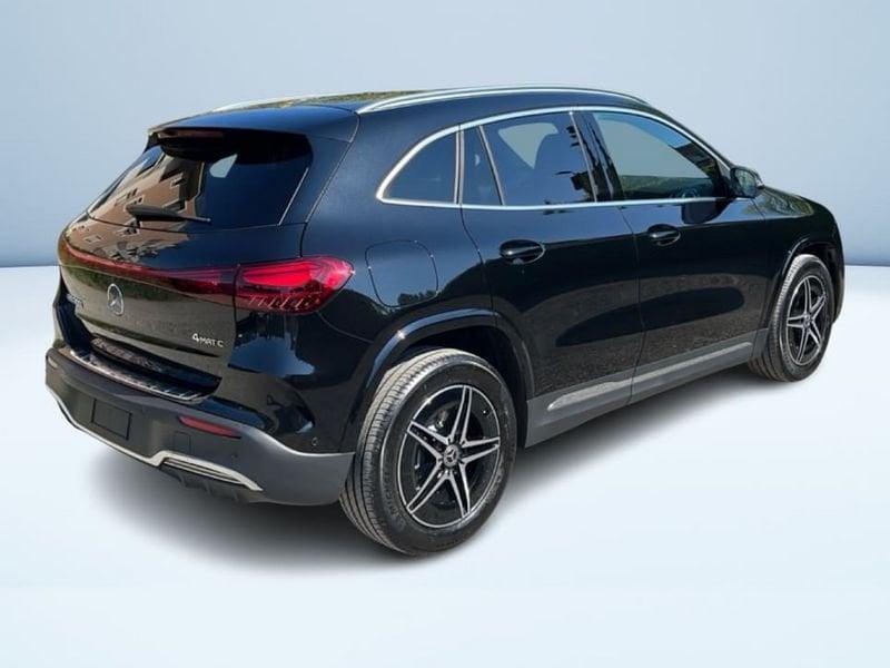 Mercedes-Benz EQA 300 4Matic AMG Line Advanced