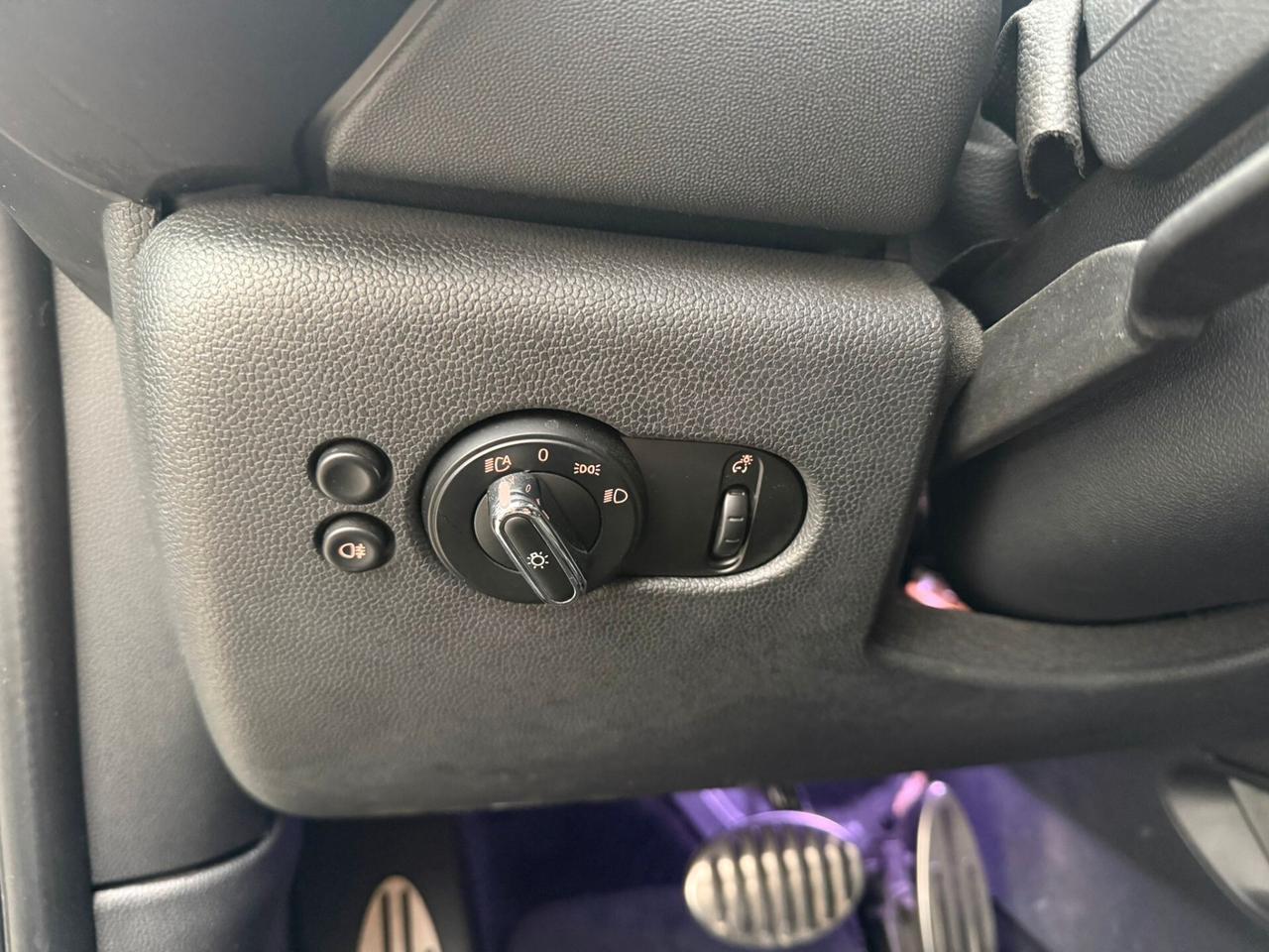 Mini John Cooper Works 2.0 231CV