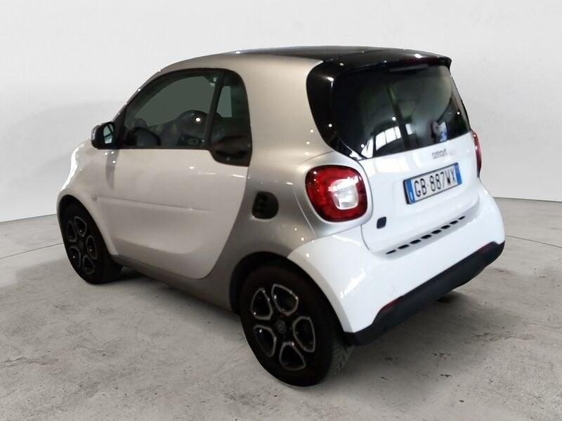 smart fortwo 004299 EQ Passion
