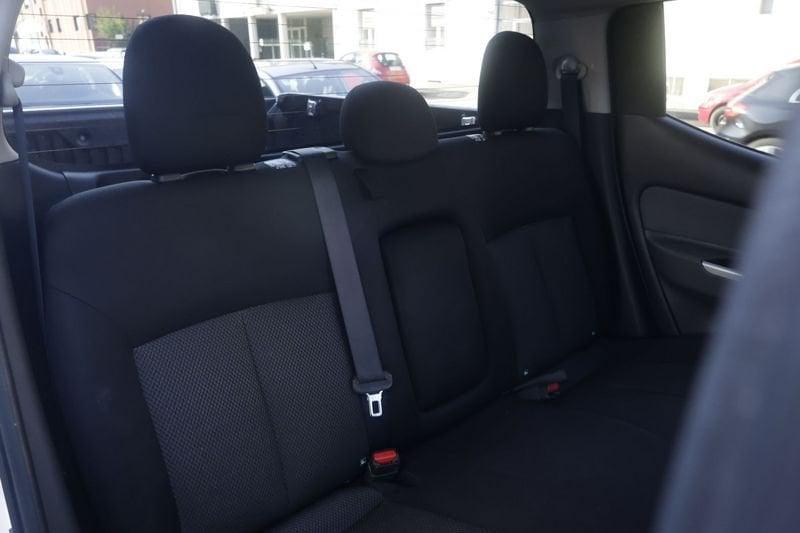 Mitsubishi L200 Mitsubishi L200 2.4 DI-D/181CV Club Cab Intense Hp Mivec Unicoproprietario