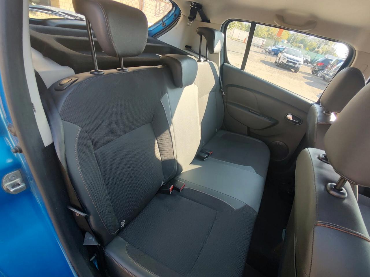 Dacia Sandero TCE 100, BENZINA\GPL, STEPWAY BRAVE, EURO 6B, OK NEOPATENTATI, GARANZIA L.12 MESI