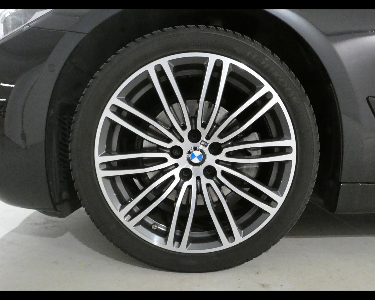 BMW Serie 5(G30/31/F90) - 520d 48V xDrive Msport