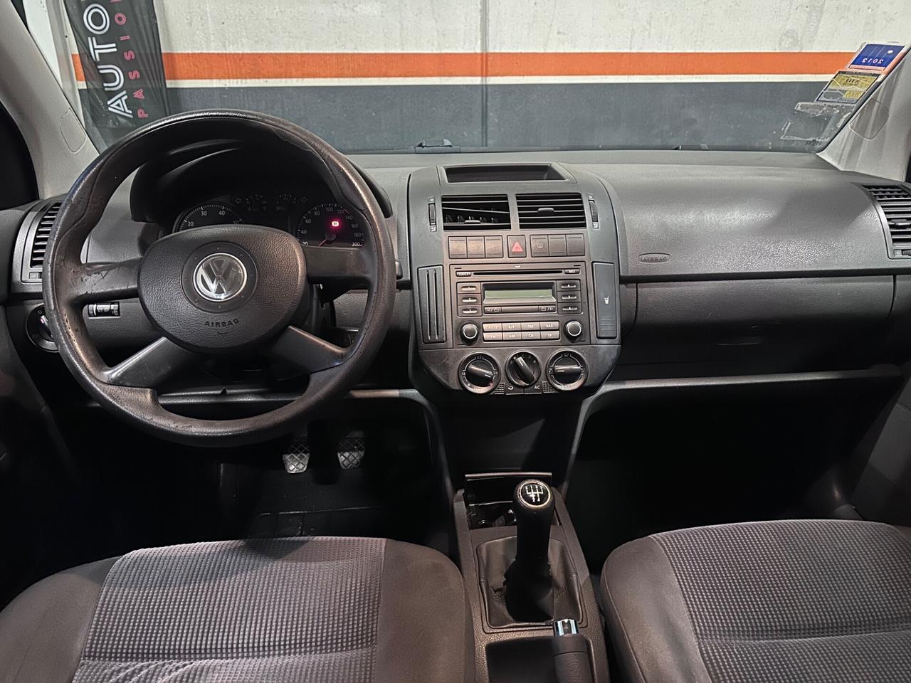 Volkswagen Polo 1.4/80CV 16V 5p. Comfortline