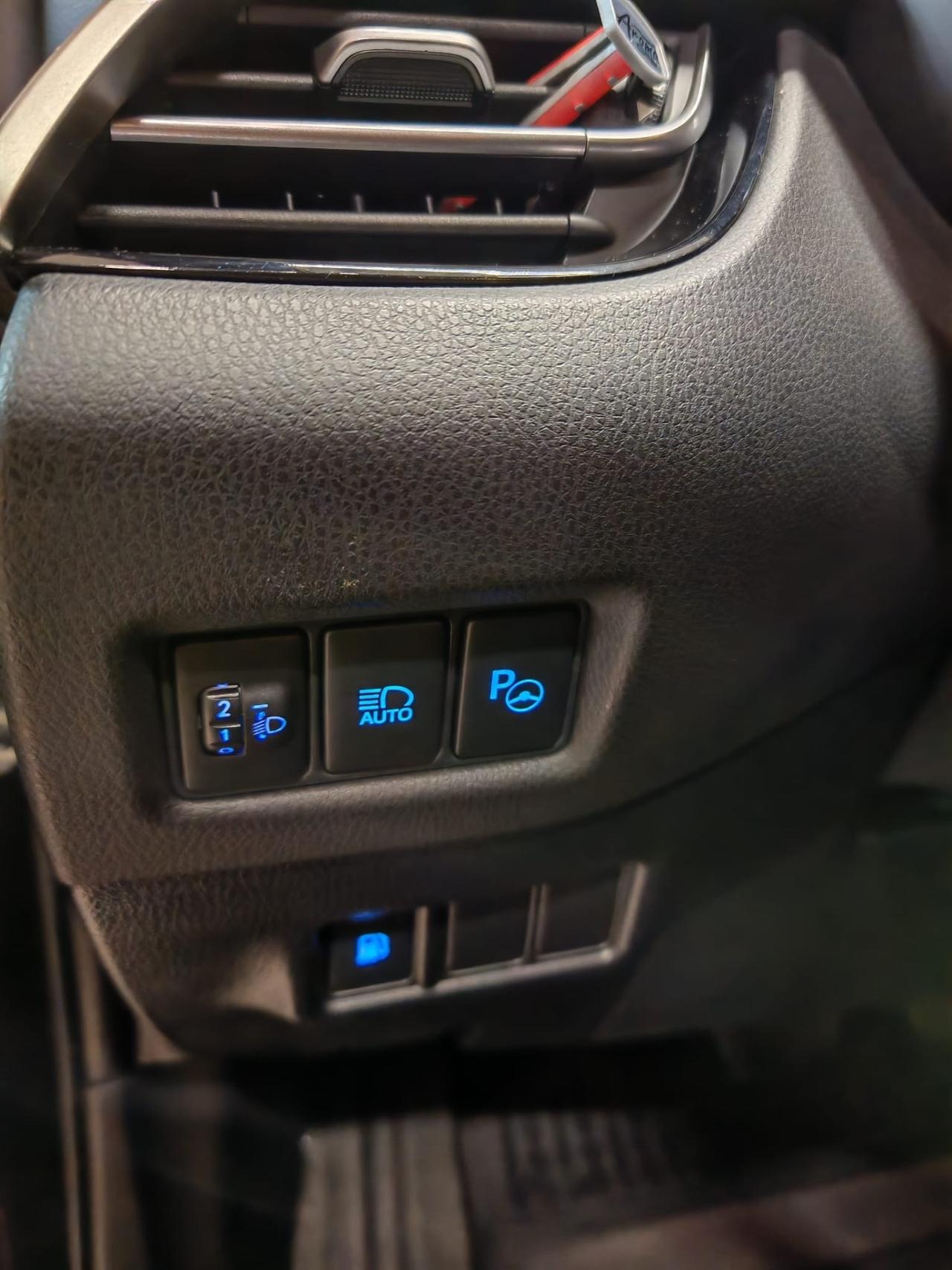 Toyota C-HR 1.8 Ibrida 122cv E6