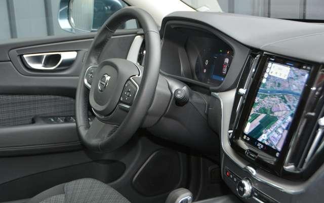 Volvo XC60 2.0 b4(d) Core AWD auto MHEV * TRAZIONE AWD *