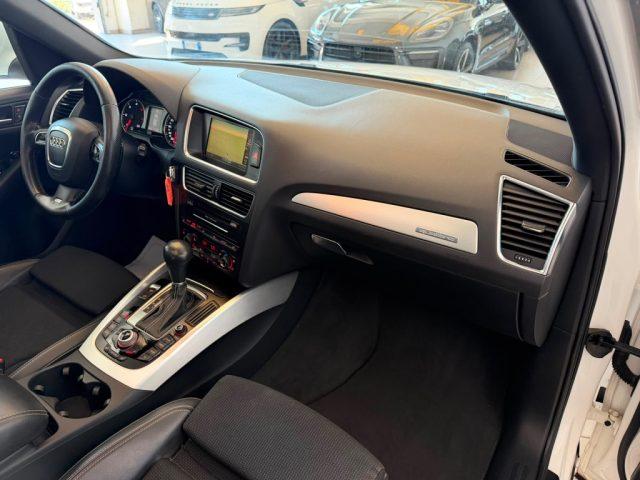 AUDI Q5 3.0 V6 TDI quattro S tronic //TETTO//NAVI//