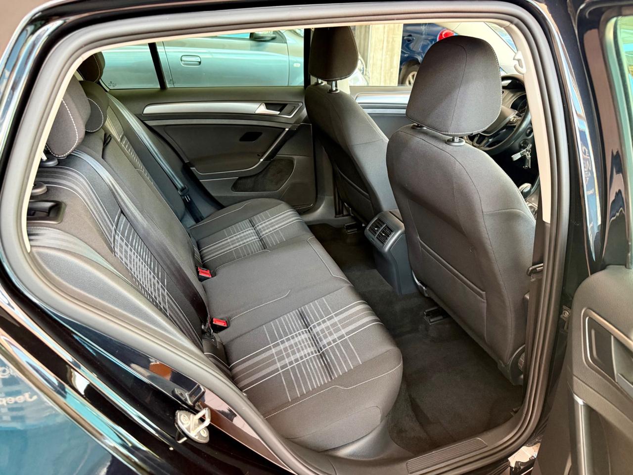 Volkswagen Golf Vll 2.0TDI 150cv DSG E6