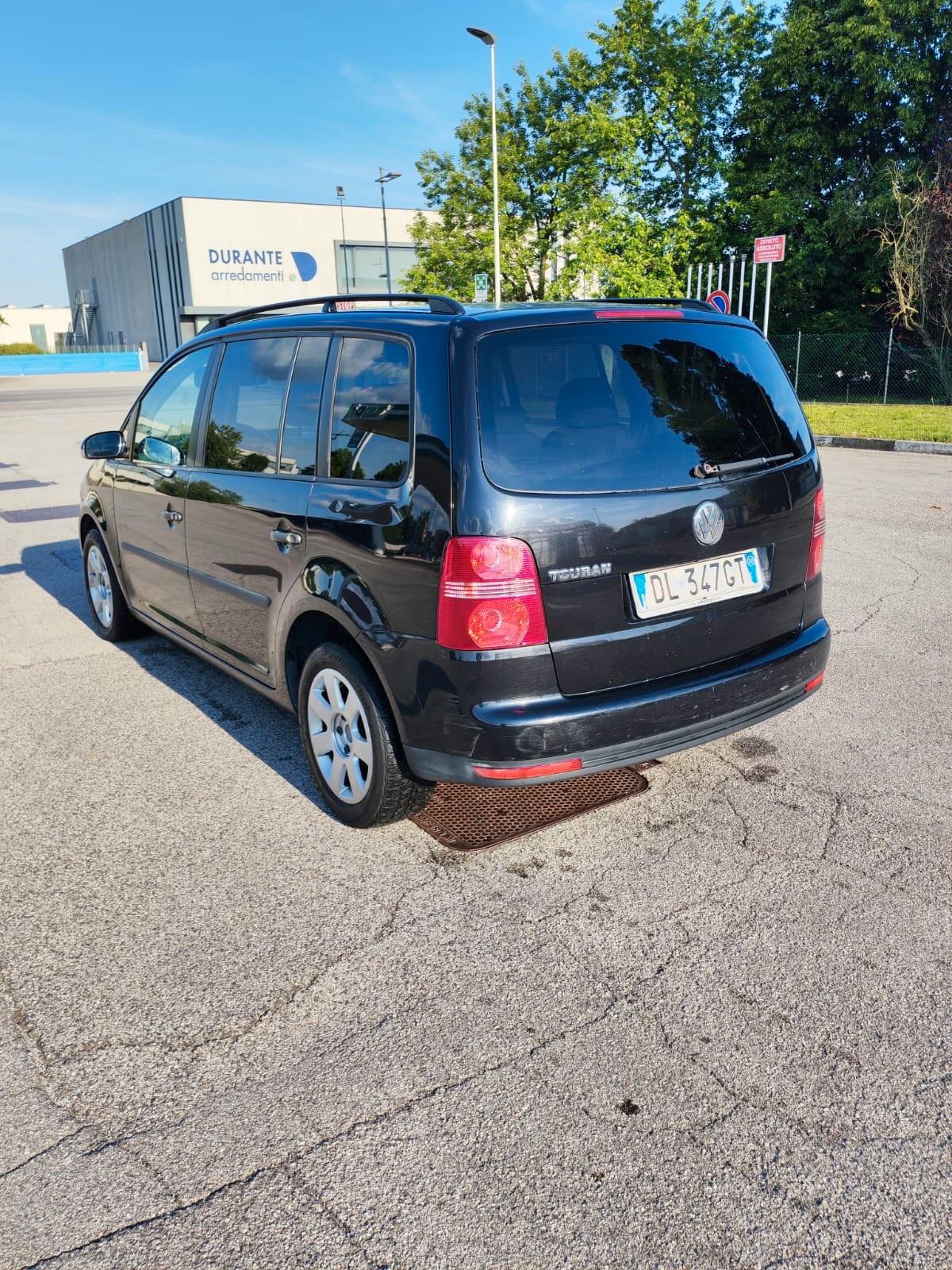 Volkswagen Touran 1.6 Trendline