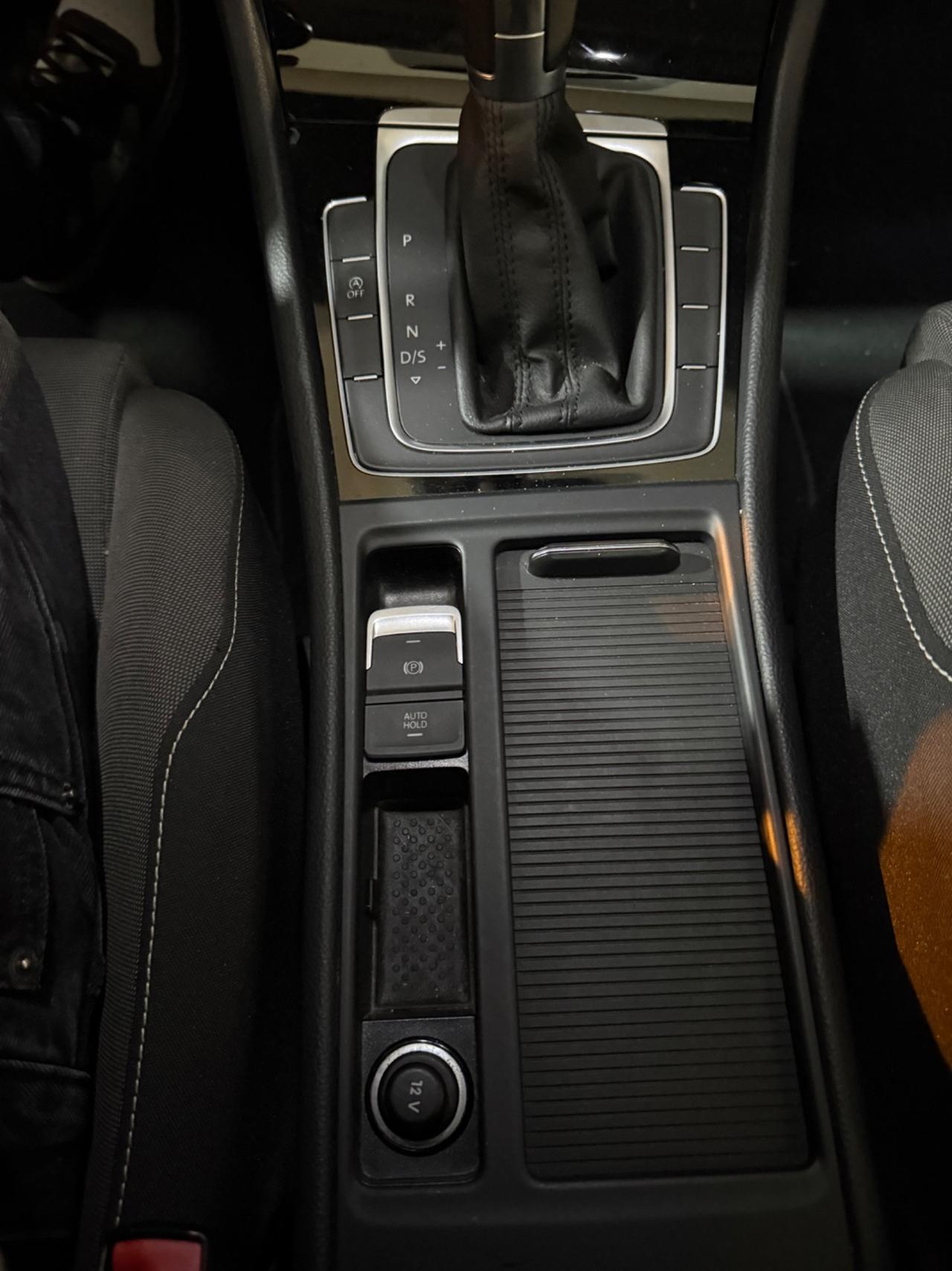 Volkswagen Golf Business 1.4 TGI DSG 5p. Comfortline BlueMotion